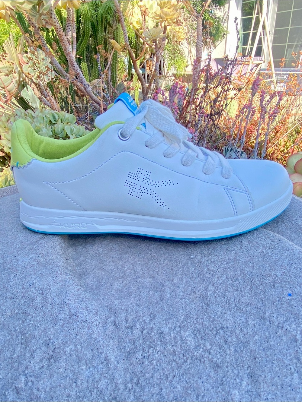 KURU Roam Sneakers Women’s 7.5
